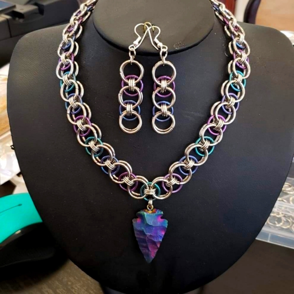 Niobium arrowhead